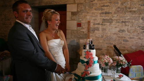 Wedding cake at Kingston Country Courtyard